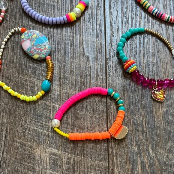 Set of 10 Flirty and Fun Colorful Beaded Bracelets!! These are so fun!! - Picture 5 of 6